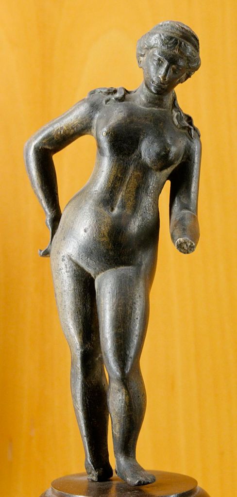 Venus, Ancient Rome bronze figurine